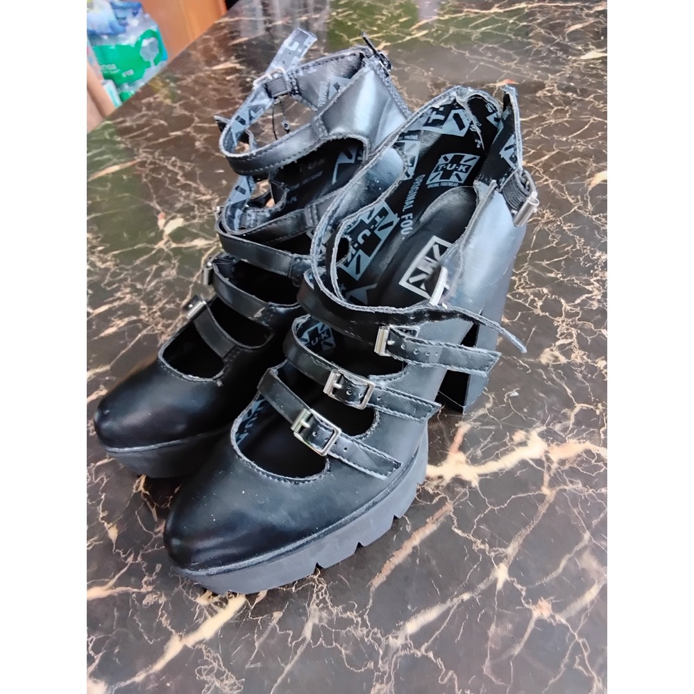 T.U.K. Black Multi Strap Mary Jane Platform Heels‎ Vegan A9579L Womens 9 NEW